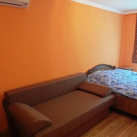 Horváth Apartmanház Orosháza Quarto foto